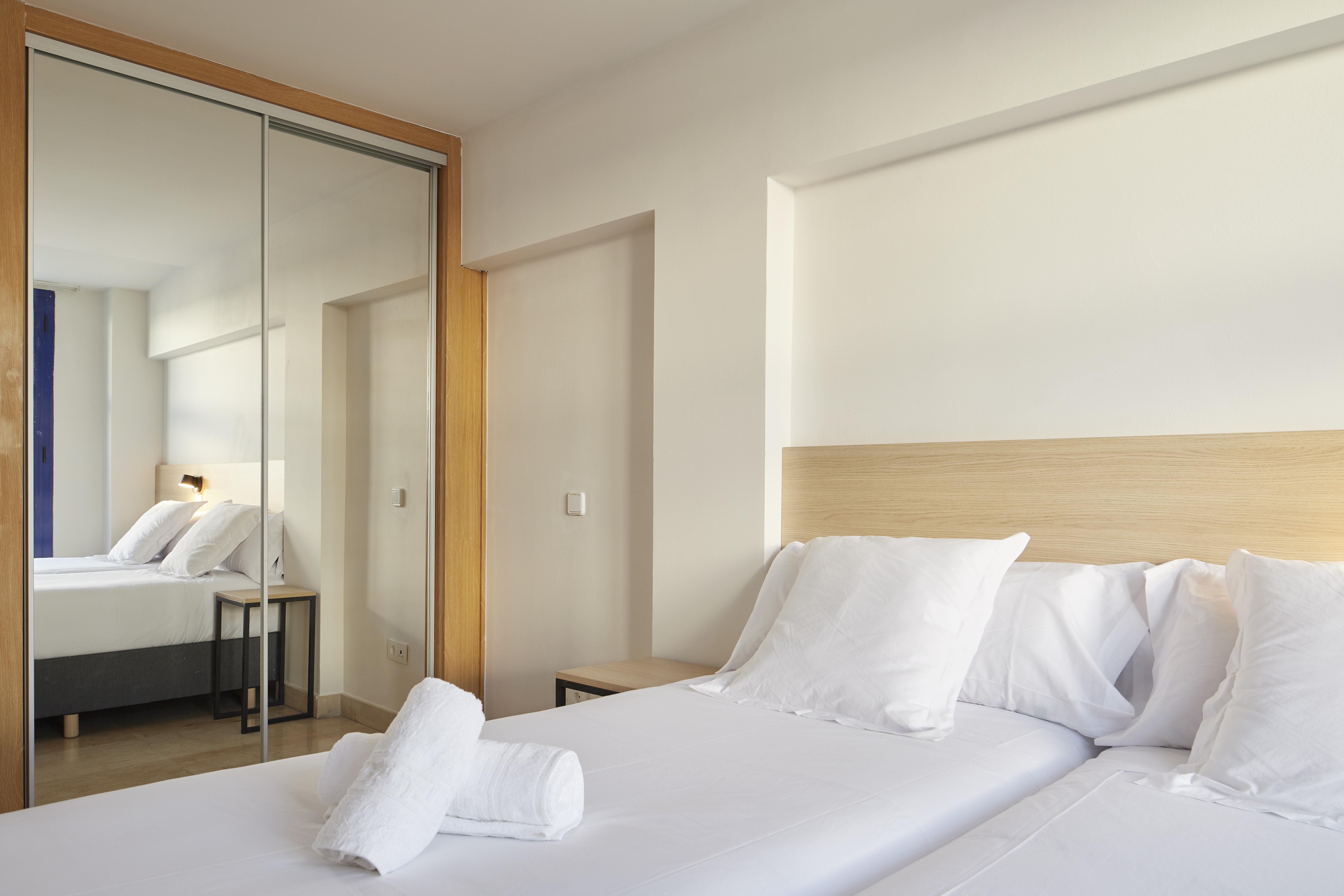 Iraipe Logrono Hotel Zewnętrze zdjęcie