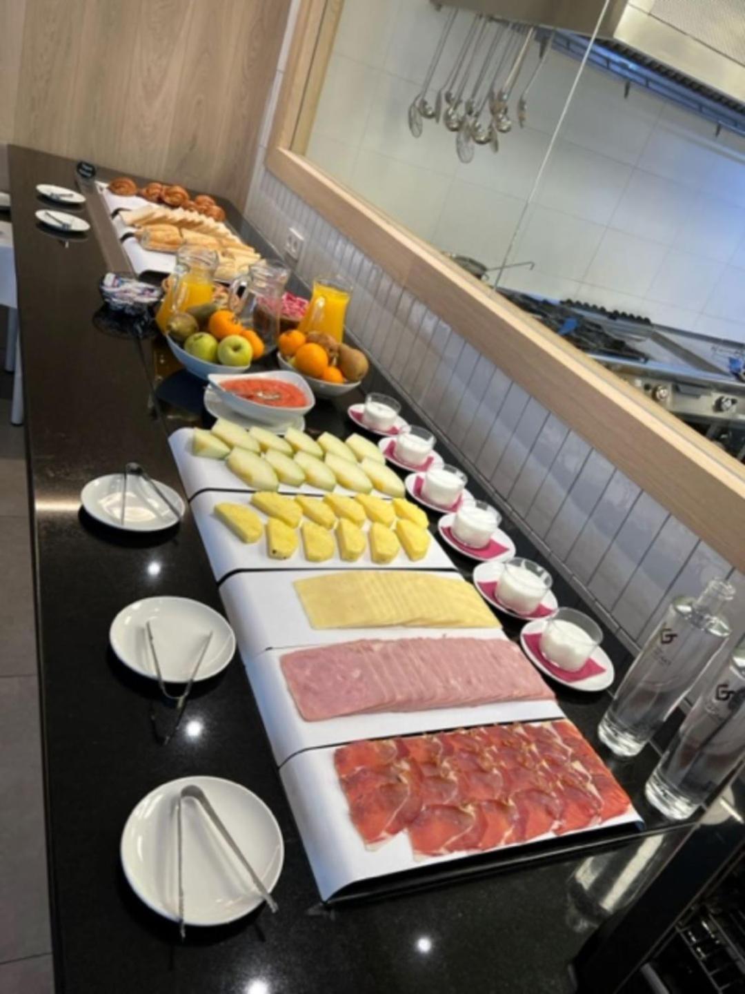 Iraipe Logrono Hotel Zewnętrze zdjęcie