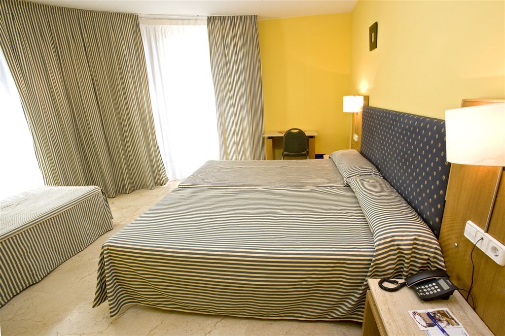 Iraipe Logrono Hotel Zewnętrze zdjęcie